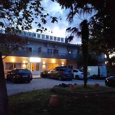 Hotel Isidora Loutros 외부 사진
