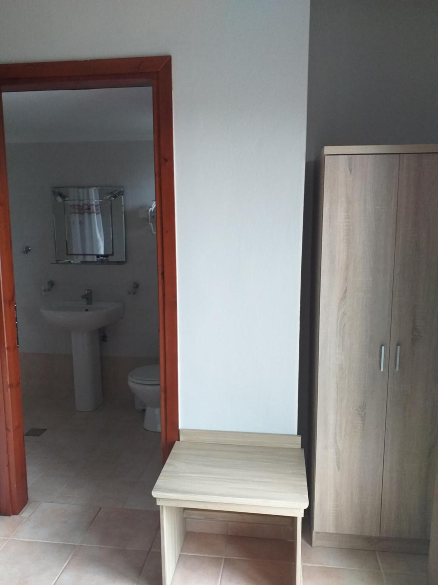 Hotel Isidora Loutros 외부 사진